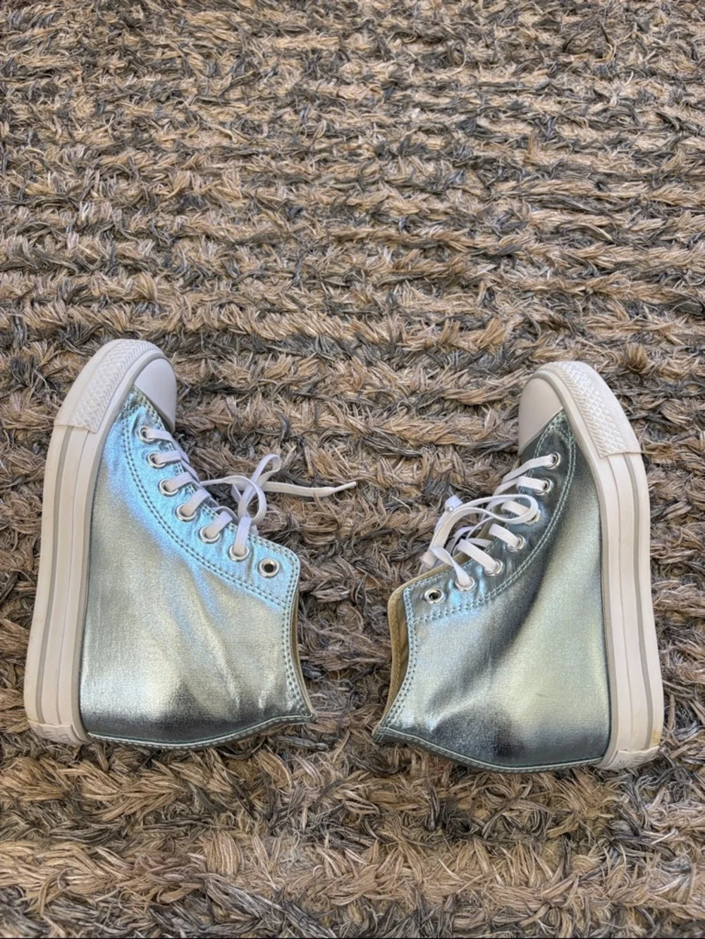 Converse Lux Metallic Hidden Wedge Mid Top Sneakers Glacier Blue Women’s 6